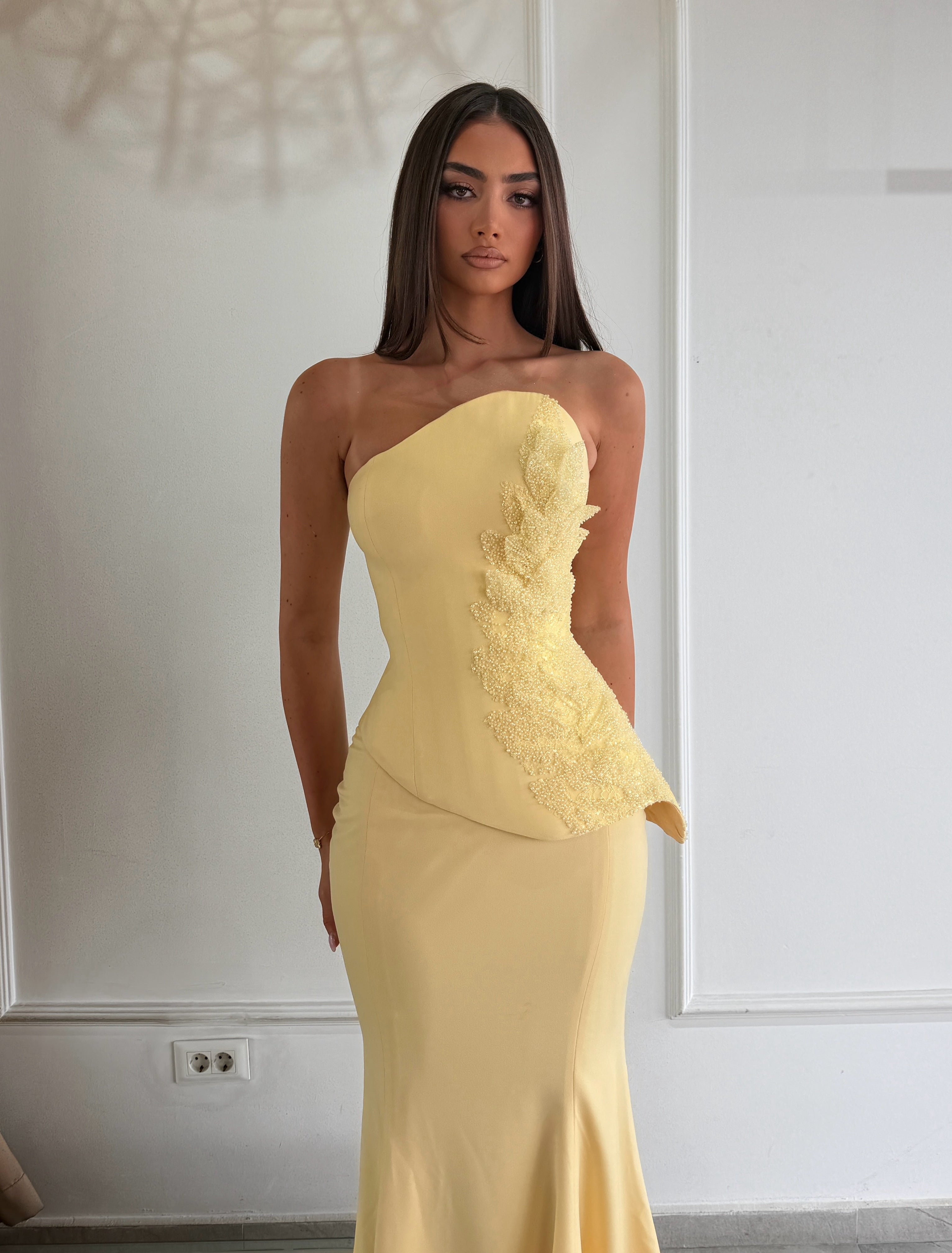 Yellow muse
